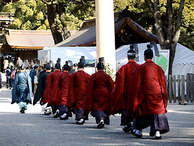 5月3日 崇敬者大祭(春の大祭)