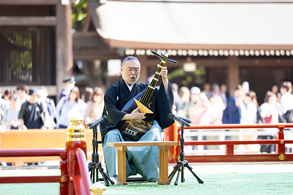 5月3日(土・祝)　午後2時30分　薩摩琵琶　神前舞台